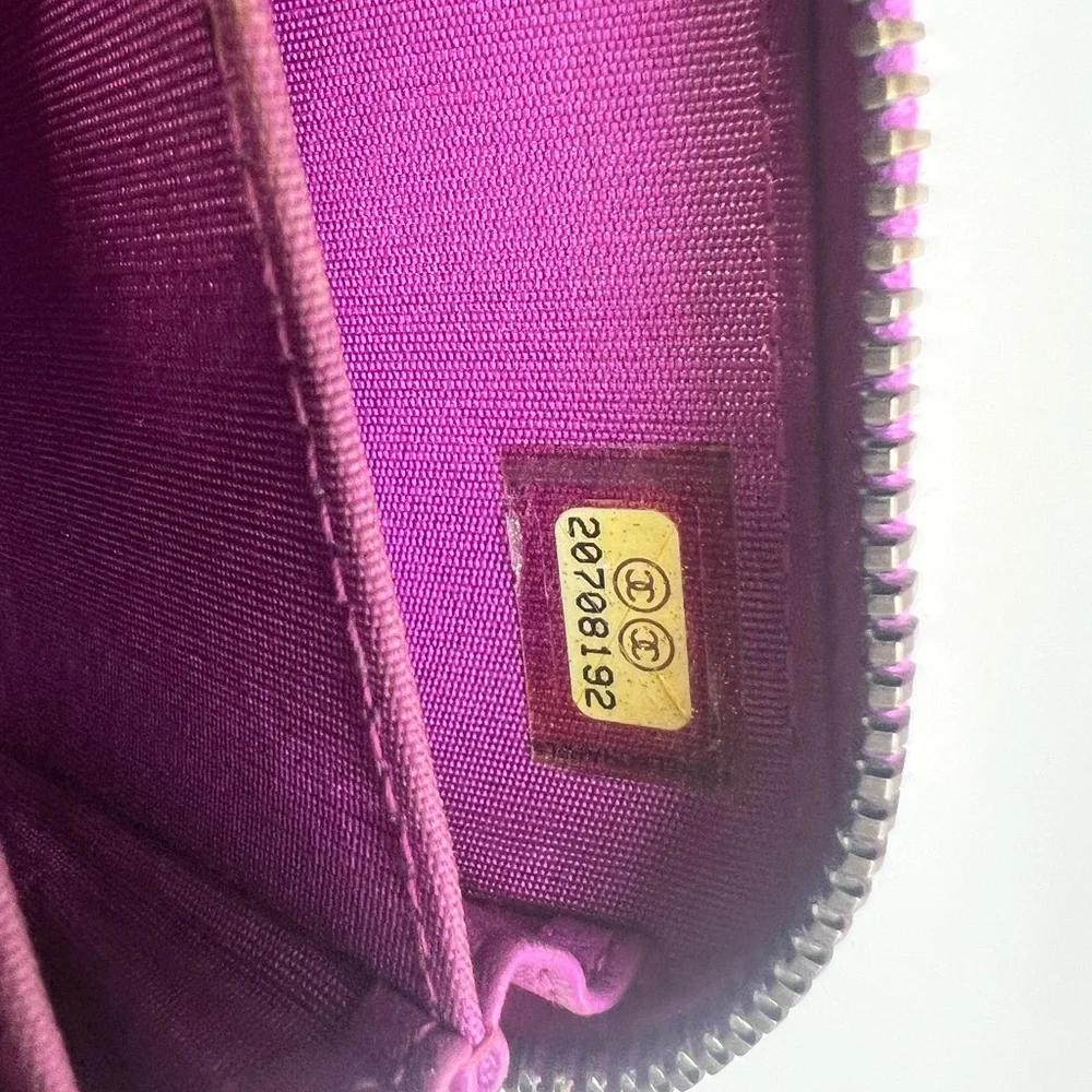 Chanel Fuchsia Zippy Wallet - Picture 7 of 10